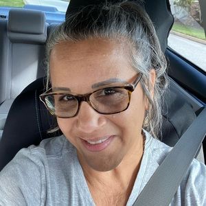 Meet your Posher, Nilda